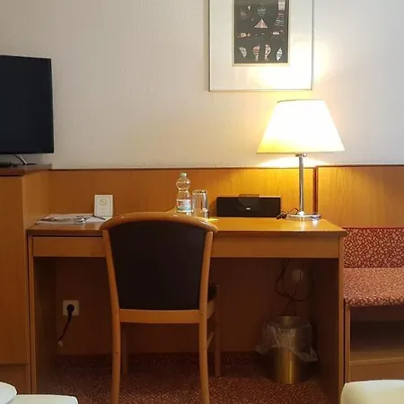 Aviva Aparthotel 3*